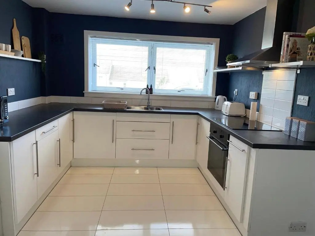 Ross Place Apartment
