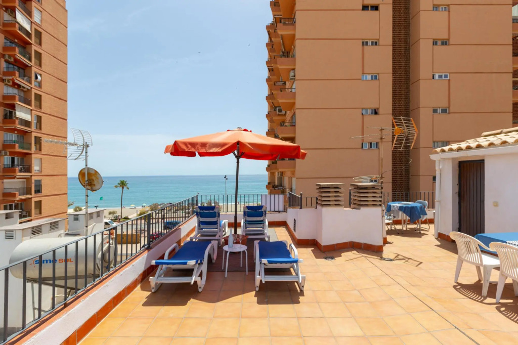 MARINA BEACH - Fantastic apartment with sea views and free WiFi