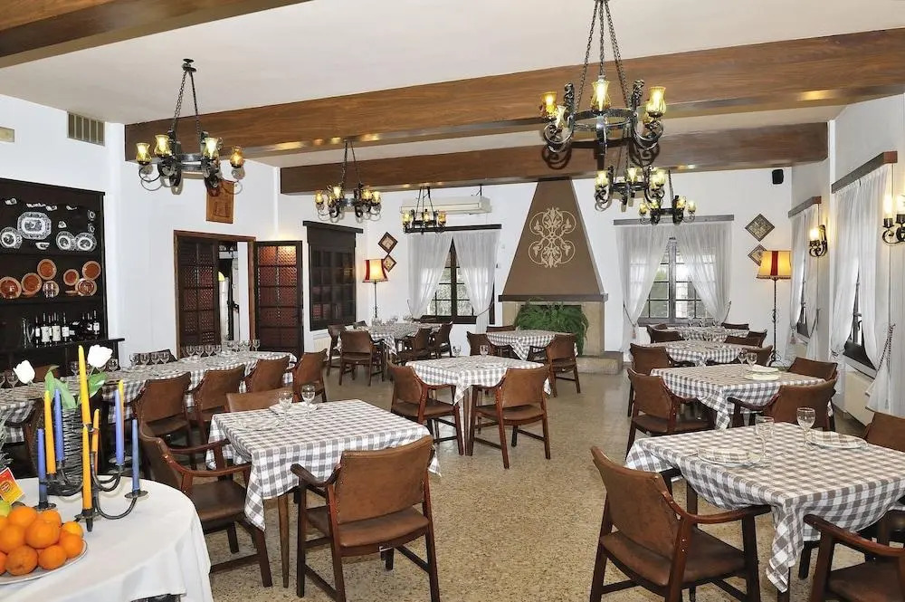 Hotel Bon Lloc