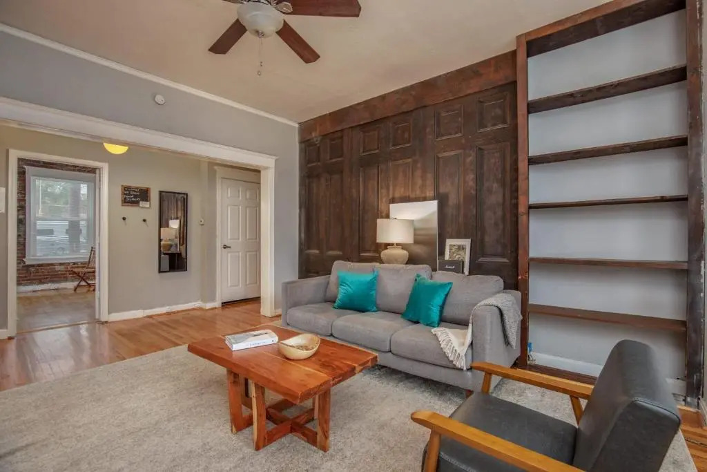 Spacious CWE 3BR near BJC by Zencity