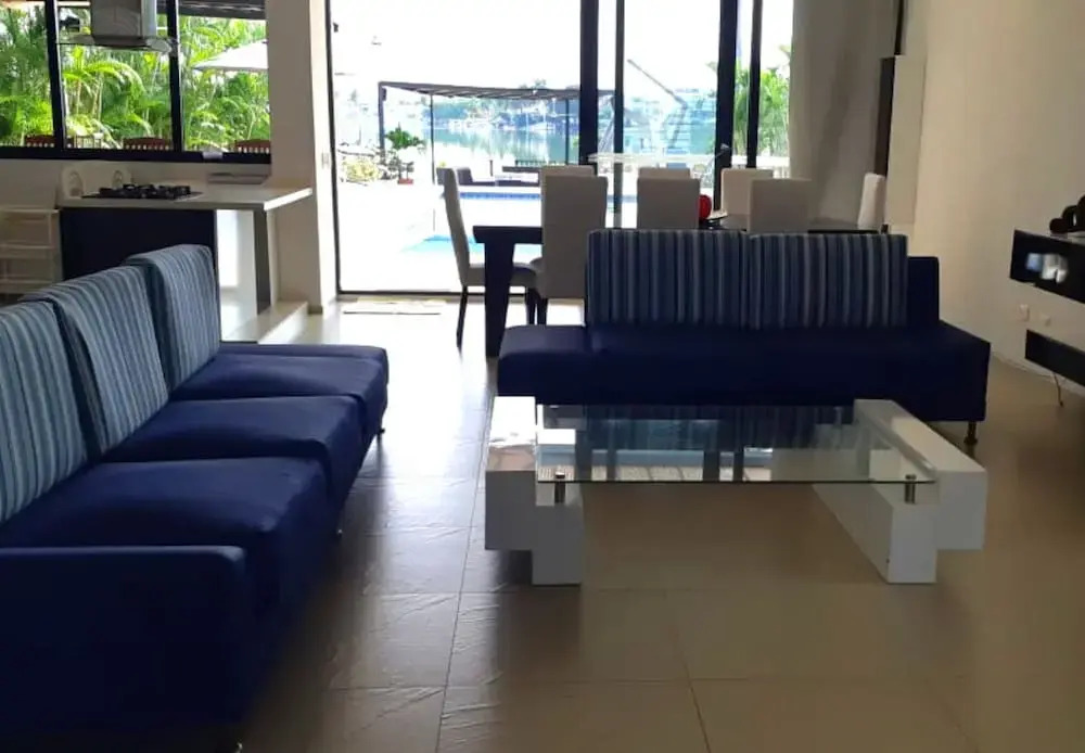 Casa Quinta en condominio Campestre el Peñon Girardot
