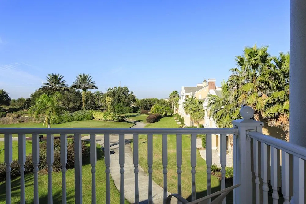 Seven Eagles Oasis - 1 Bed - Third Floor with Views of Golf Course and