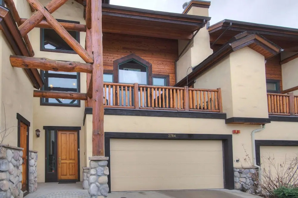 Crosstimbers 2784 3 Bedroom Townhouse by RedAwning