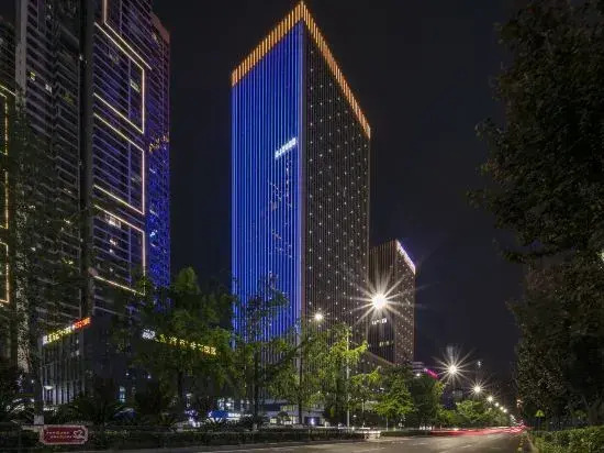 Lavande Hotel (Yichang Zhongnan Road Xinhua Square)