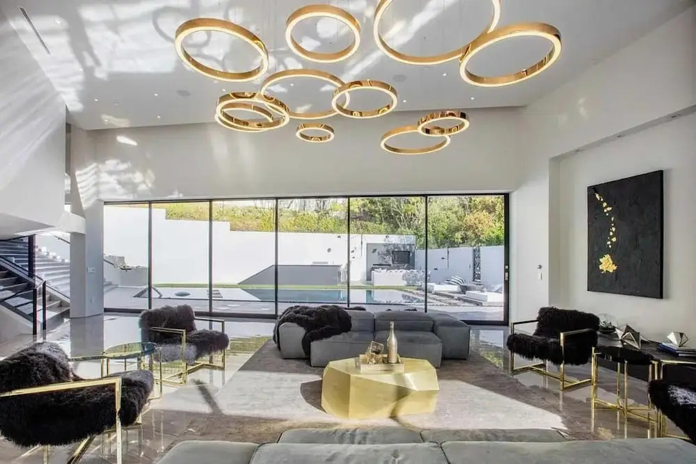 Bowmont Glass Estate - Sleek, Architectural and Unique Contemporary Estate