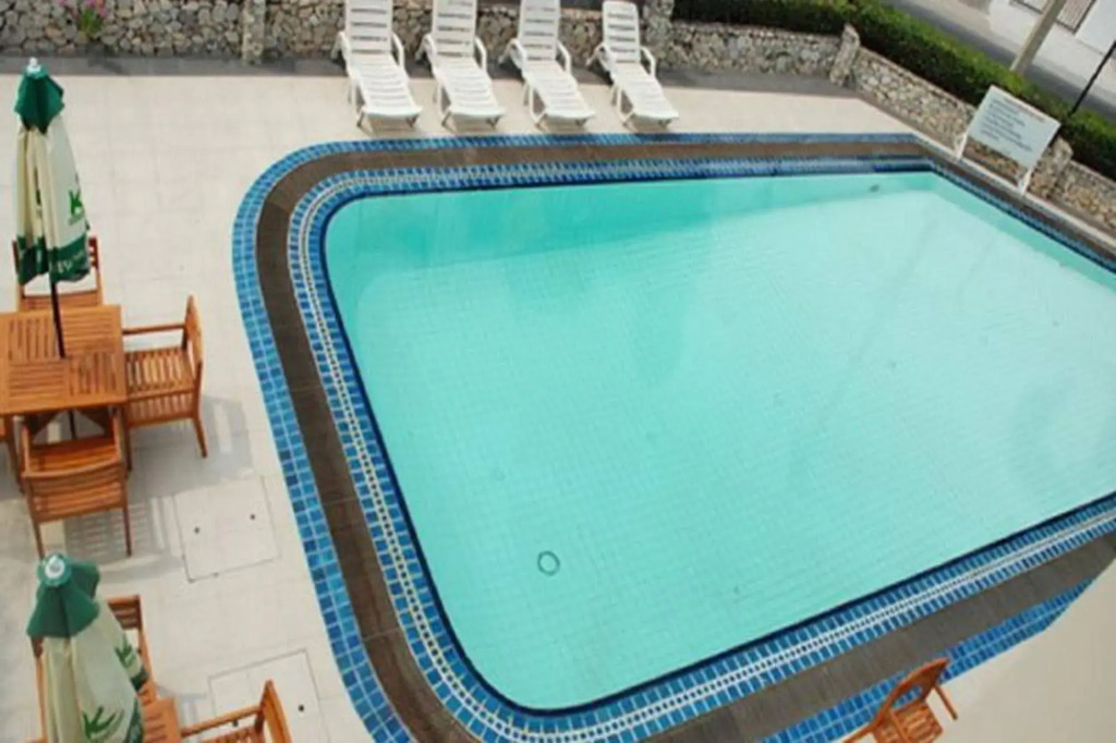 Bangsaen Villa Hotel