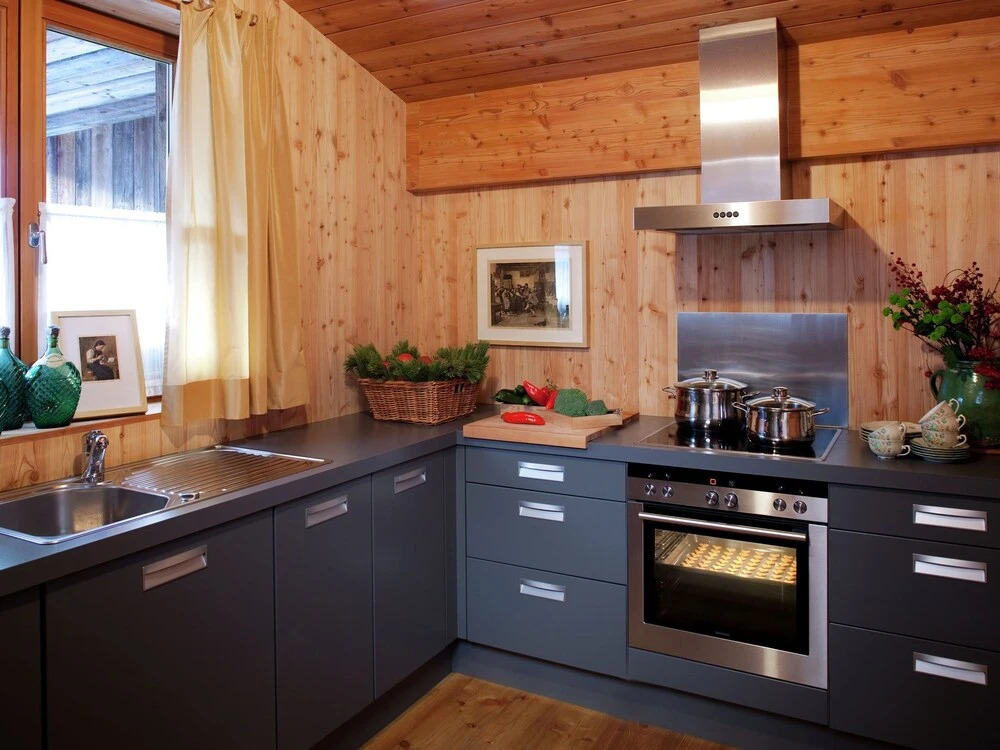Modern Apartment in Mayrhofen With Ski-storage, Parking & Garden
