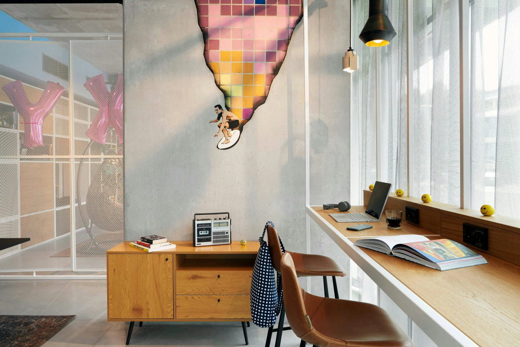 Moxy Antibes Sophia Antipolis