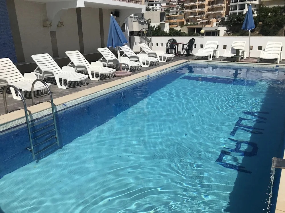 Rozana Rooms