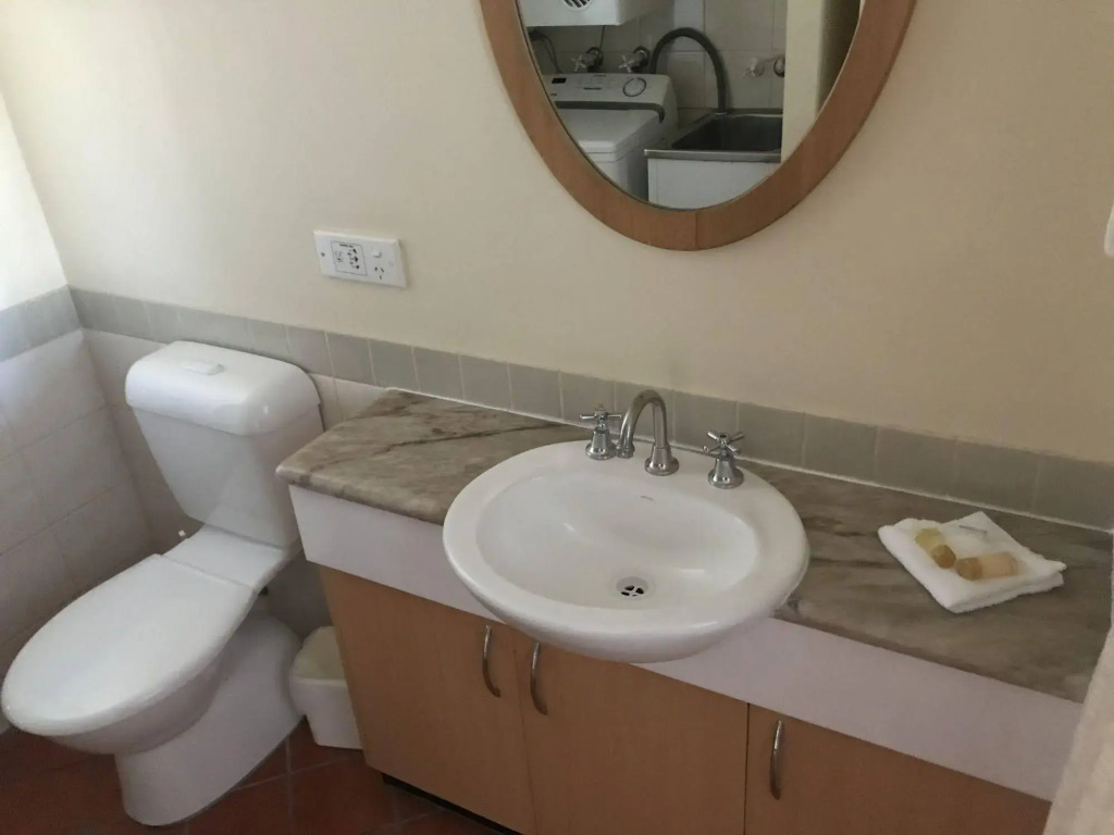 Villa Vaucluse Apartments