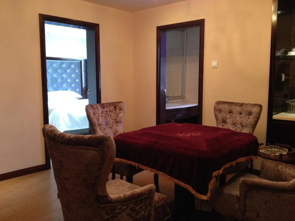 Meyes International Hotel