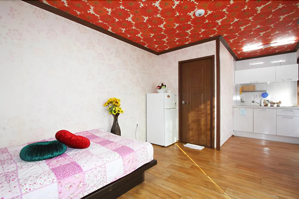 Yeongdeok Seapark Pension