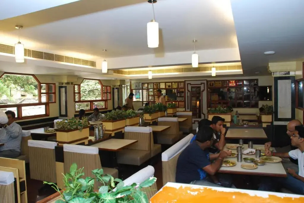 Kamats Hotel Mayura