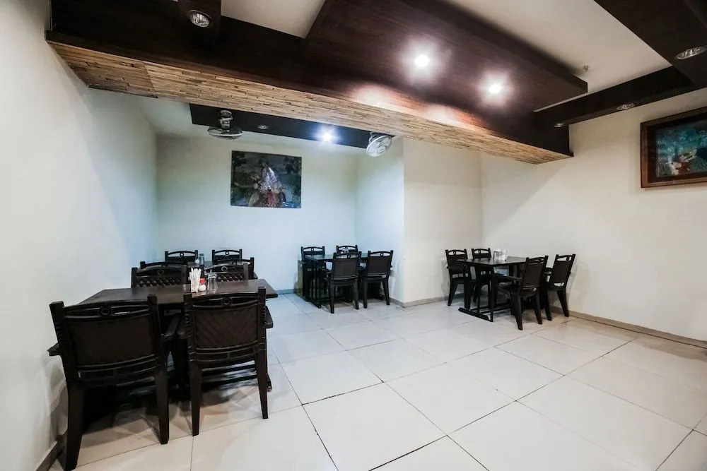 Treebo Trip Vaishali by OYO Rooms