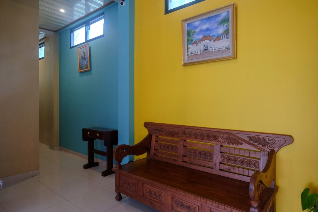 Sans Hotel Kumbang Yogyakarta by RedDoorz