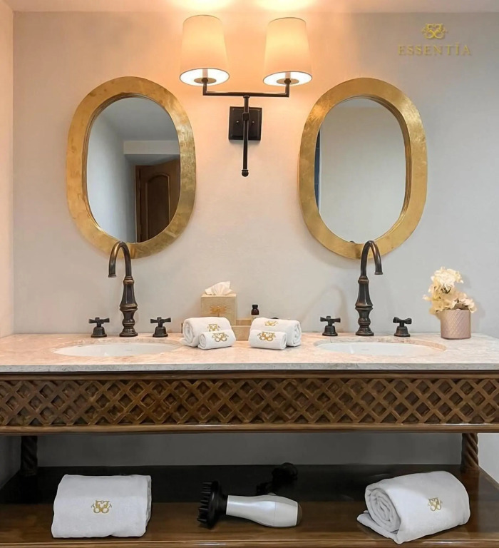 The Essentia Hotel - Sma