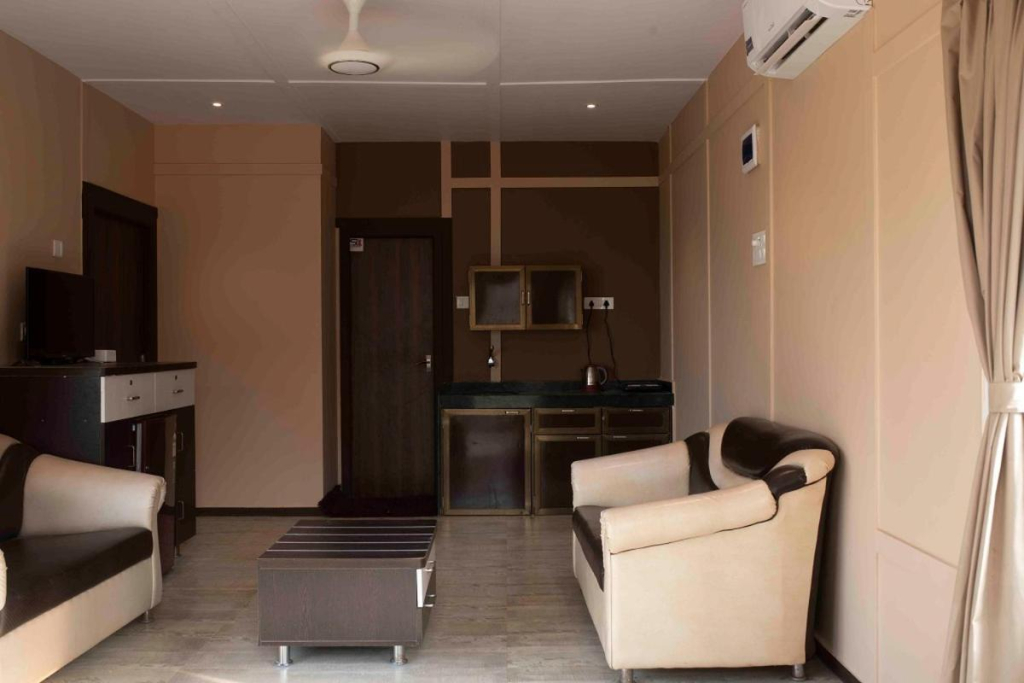 Valukeshwar beach house