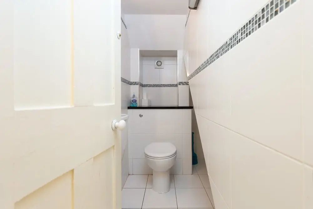 4 Bedroom Home In South London