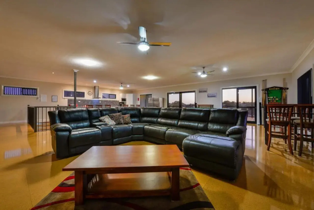 16 Crevalle Way