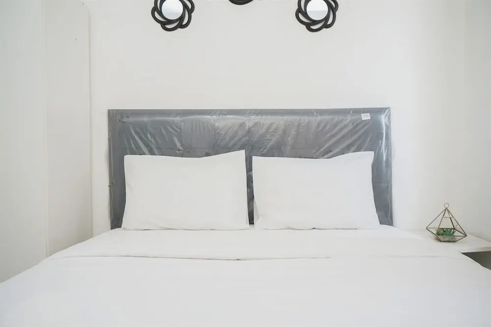 Strategic And Homey 2Br At Puri Garden Apartment Near Mall