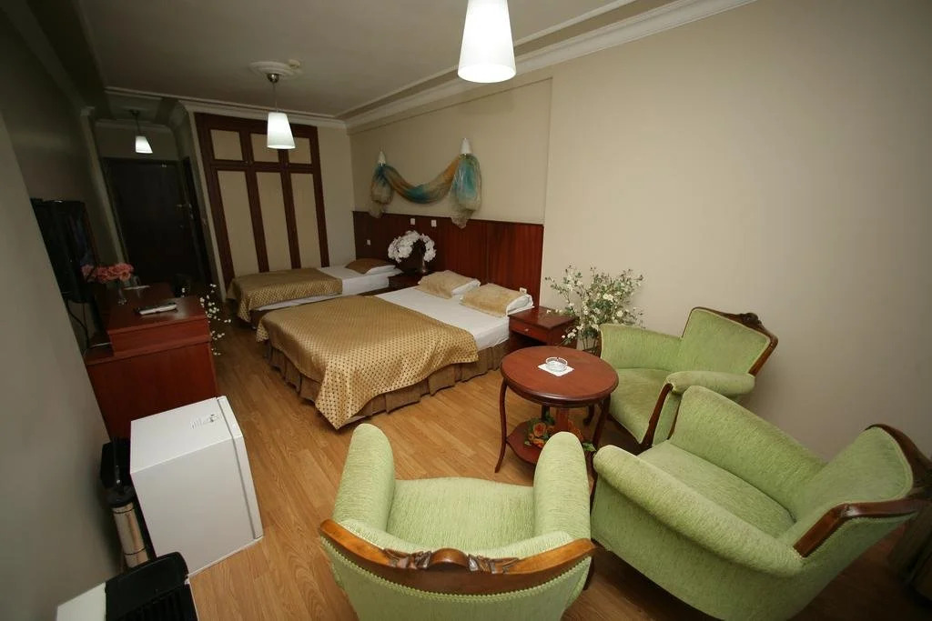 Okutur Hotel