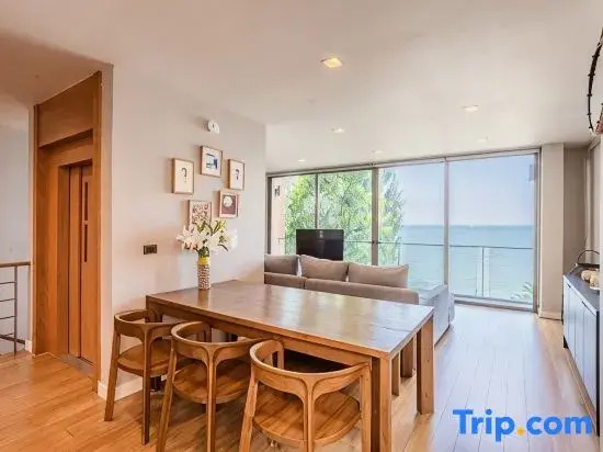 Sandbox 6 (3BR-max 12 guests)