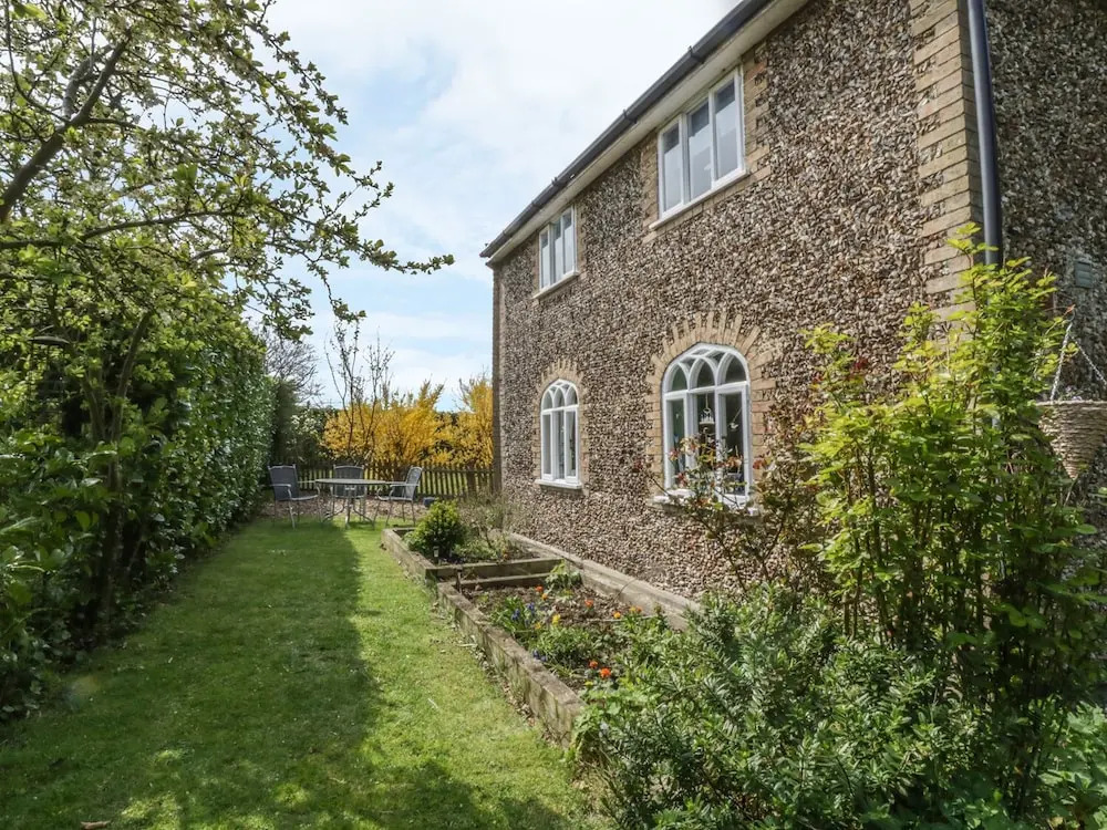 28 Stone Cottage
