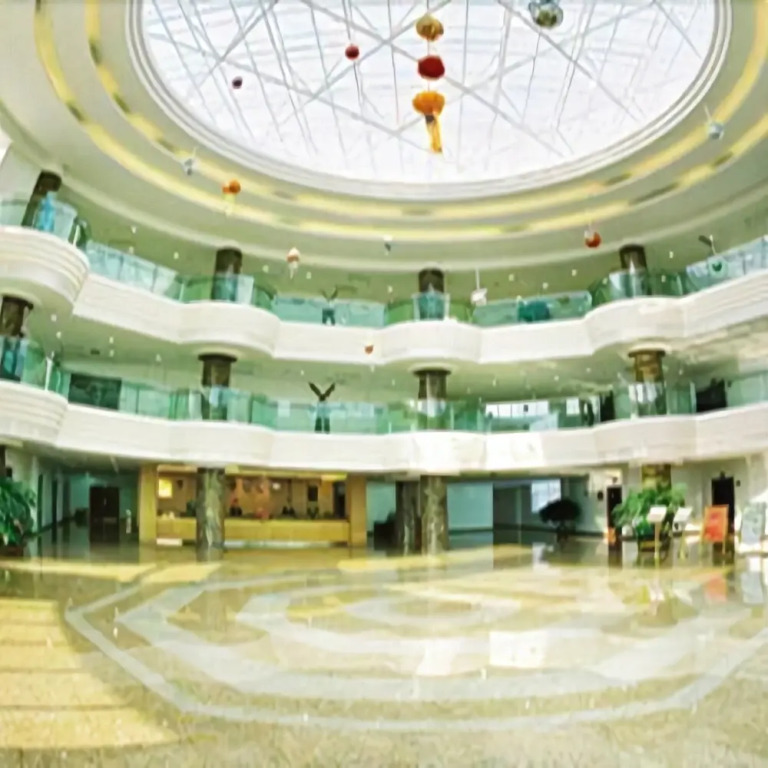 Bayi Hotel