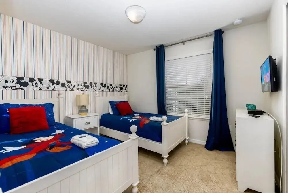Family-friendly 5br Retreat Splash Pool + Resort Amenities + No Rear Neighbors 5 Bedroom Townhouse