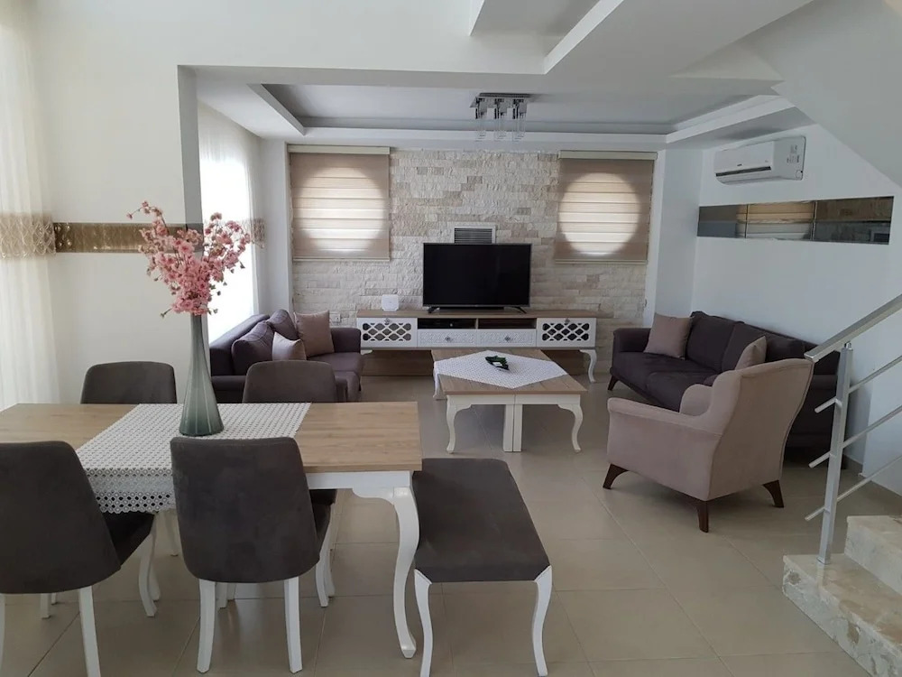 Usan Villa by Angel Rentals