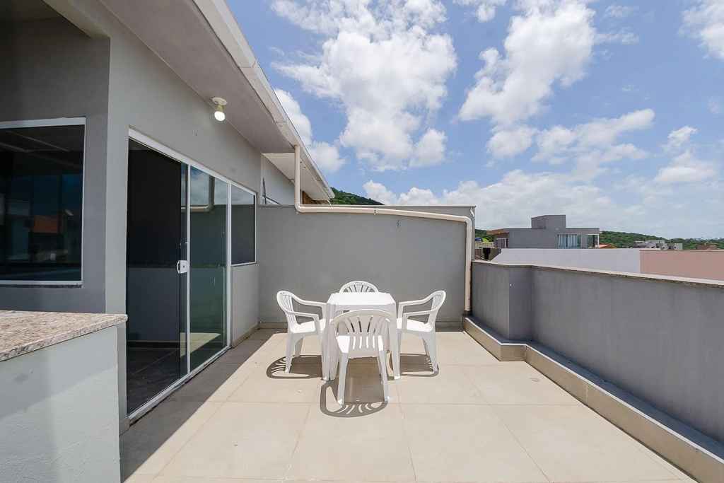 Casa Ampla C/ Churrasqueira Nos Ingleses Crl001