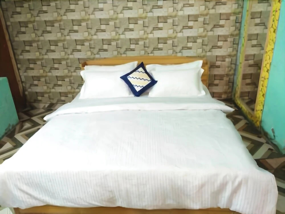 Rishaan Cottage