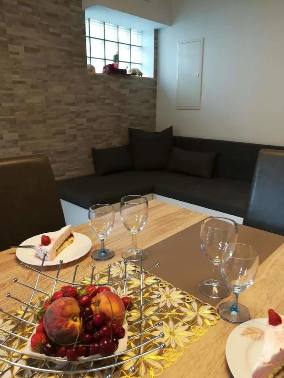 APARTMANI GOMILA