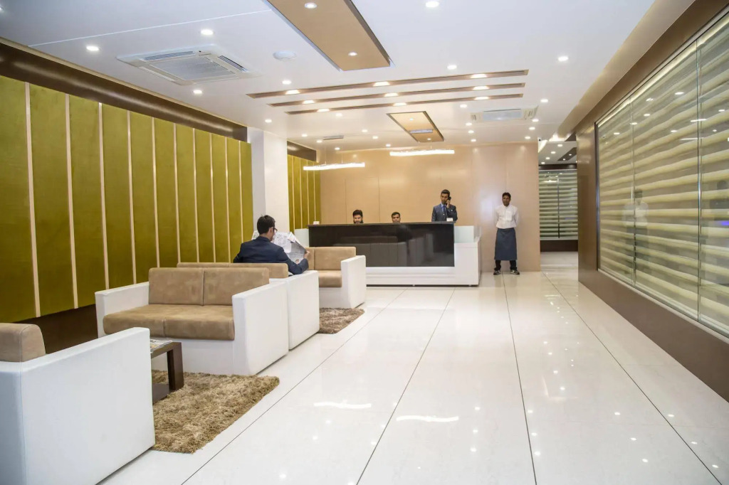 Hotel Orange International