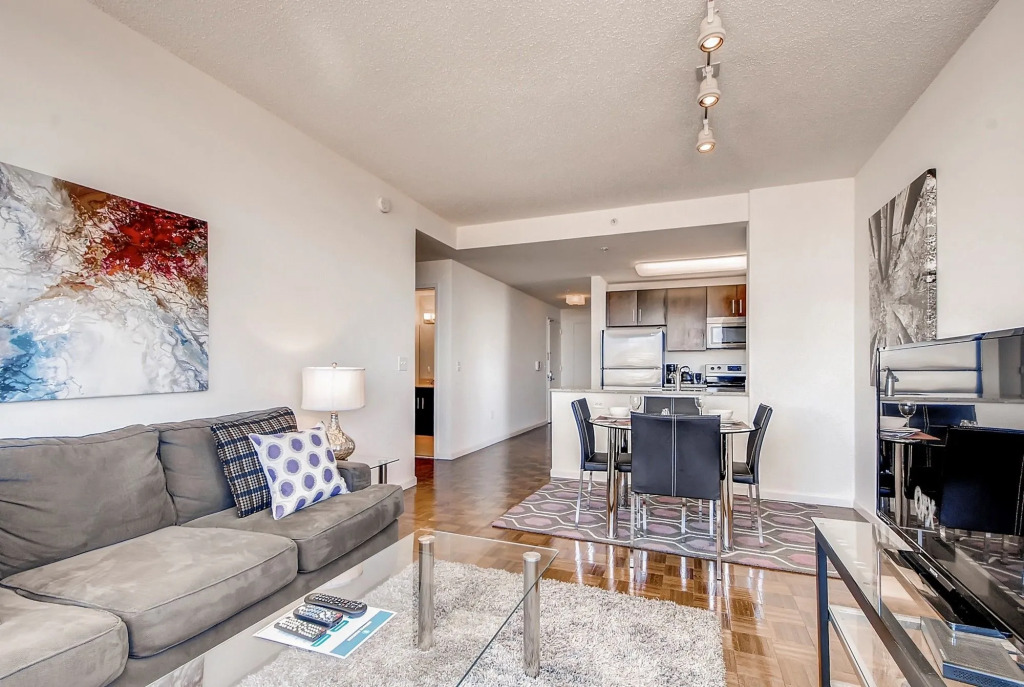 Global Luxury Suites Downtown Jersey City