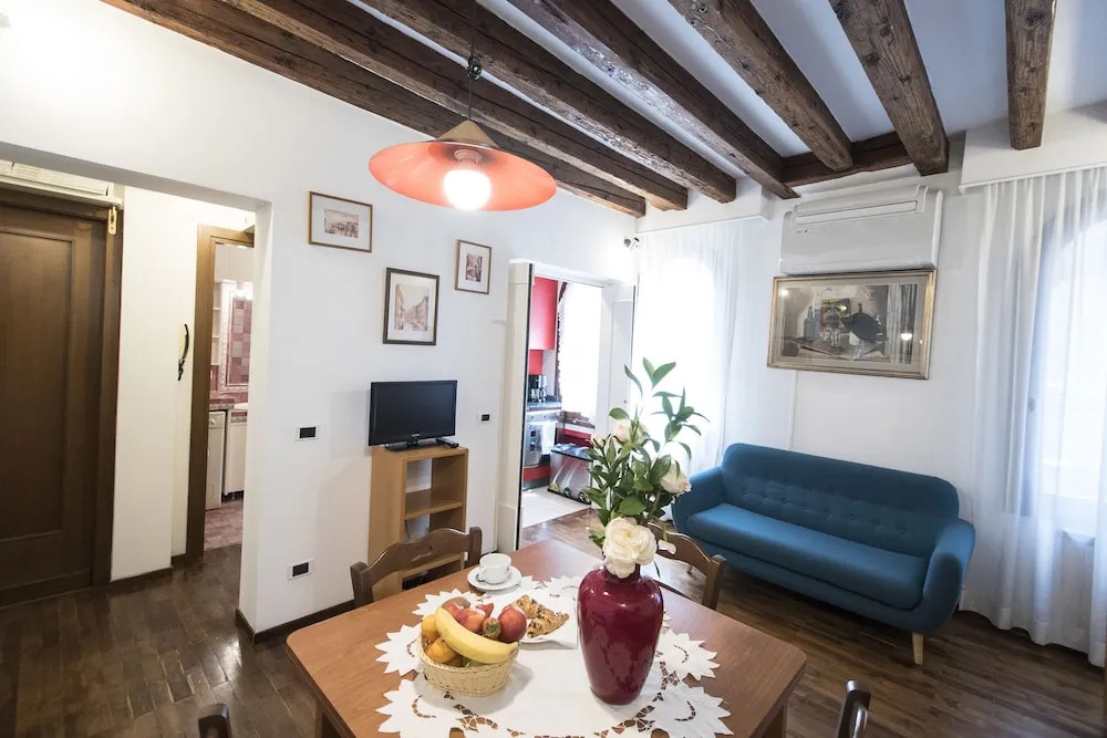 Smart Venice Apartments