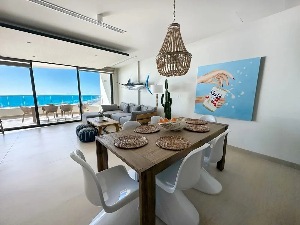 Has it all Beachfront Retreat With Stunning Views