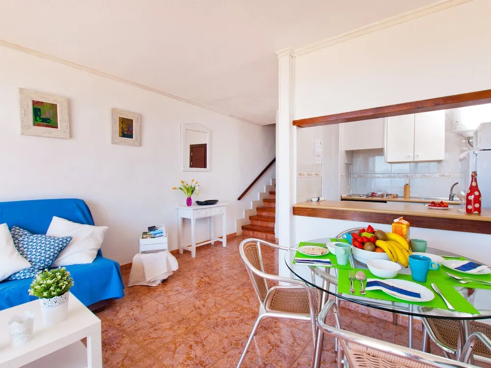 Villa Shermita para 8 con piscina, jardín y vistas espectaculares