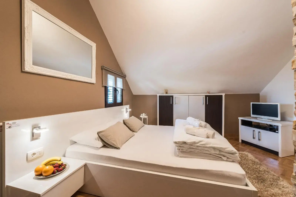 Apartments Donat