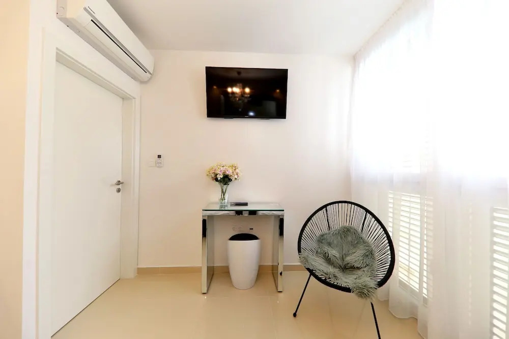 KIKO Luxury Living