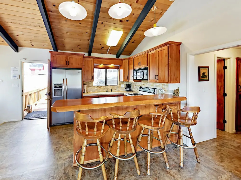 748 Butte Ave Home 3 Bedrooms 2 Bathrooms Home