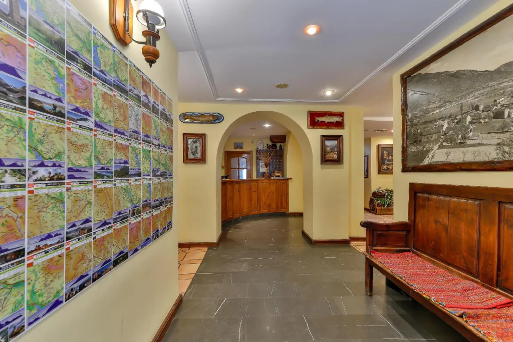 HOSTAL RIO ARA BELLOSTA by Vivere Stays