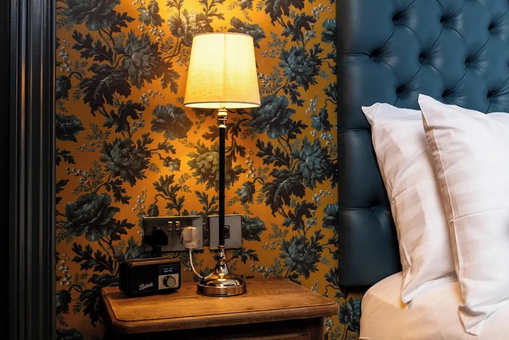 The Red Lion Hotel