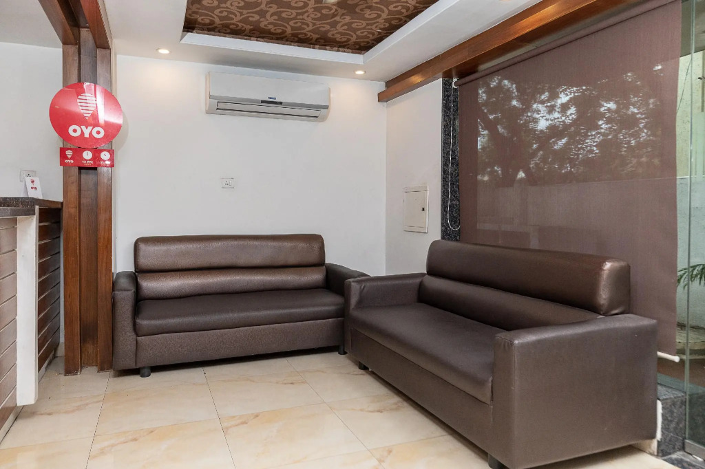 Collection O 683 Hotel Sri Chakra Inn
