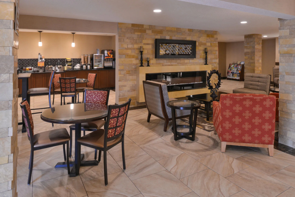 Best Western Woodland Inn