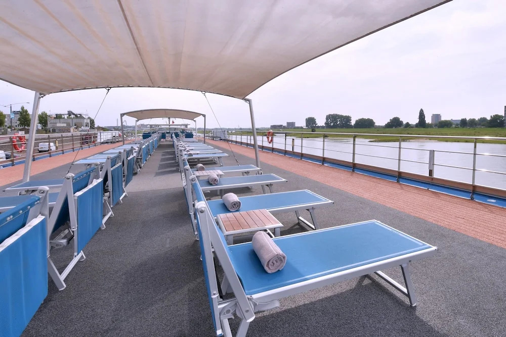 Hotelships Holland - HS Leonora - Messe