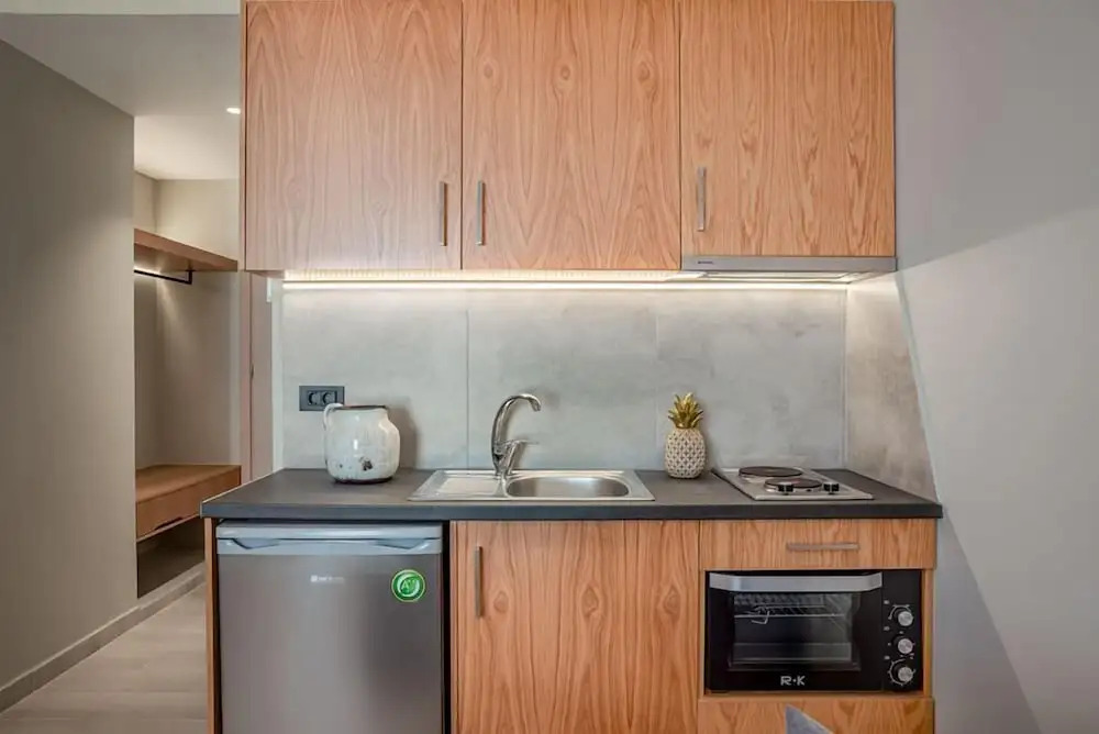 Alektor Studios & Apartments