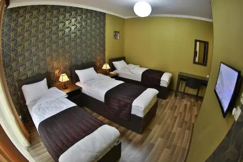 Hotel Aksai