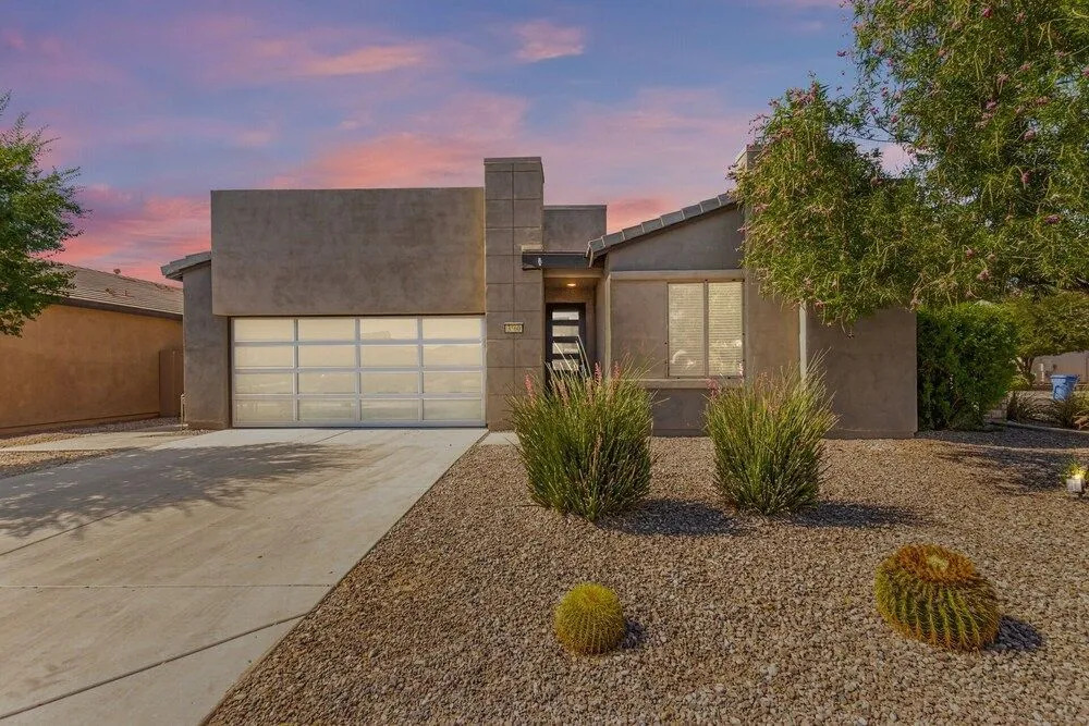Merlot Gilbert 3 Bedroom Home by RedAwning