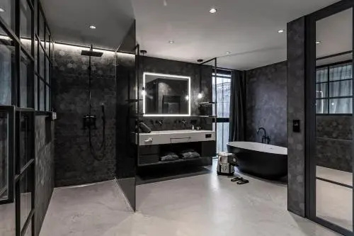 Apartment 7